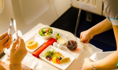 Which Pakistani Airlines has the Best Food