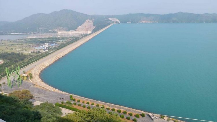 Tarbela Dam