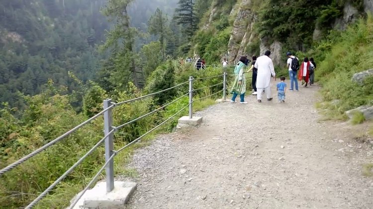 Hiking in Murree Hills