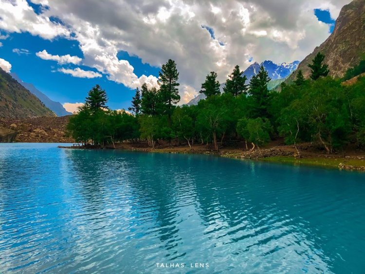 Blue lake in Naltar Valley | Sayr
